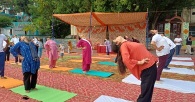 शारदा घाट में 92 लोगों ने किया सामूहिक योगाभ्यास »