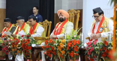 उत्तराखण्ड संस्कृत विश्वविद्यालय का द्वादश दीक्षान्त समारोह सम्पन्न, राज्यपाल ने मेधावियों को किया सम्मानित