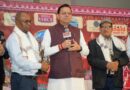 मुख्यमंत्री धामी ने अपने शिक्षकों के चरण स्पर्श कर लिया आशीर्वाद, वर्षों बाद गुरु-शिष्य के मिलन का भावुक क्षण बना यादगार